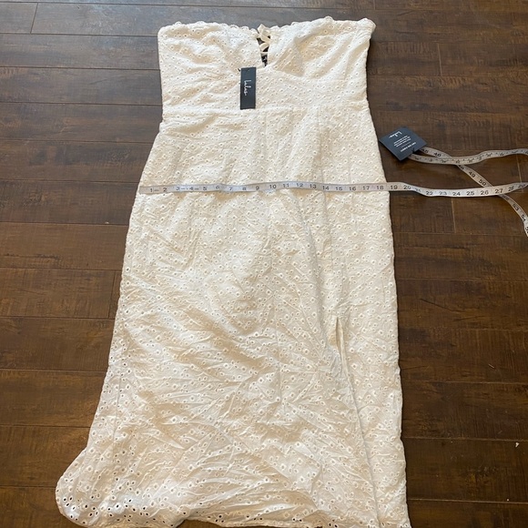 Lulus White eyelet midi dress - Picture 9 of 15